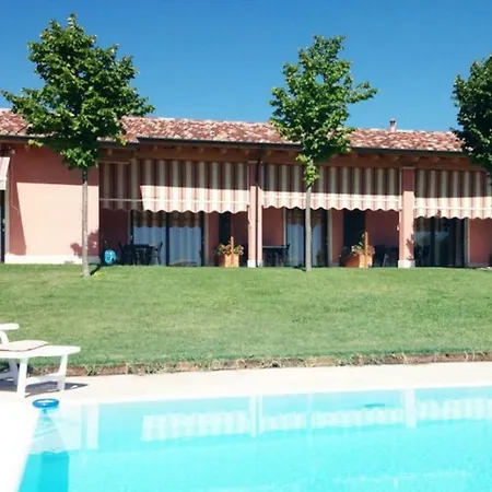 Melograno D'oro Apartmanhotel *